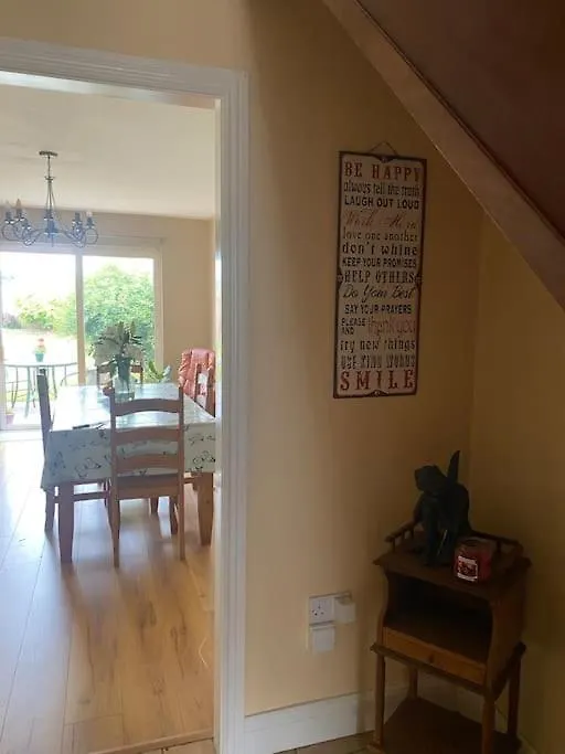 Macroom Spacious Cosy 3 Bedroom Home Cork Irland